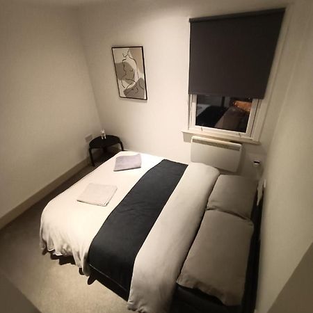 Lovely 1 Bedroom Apartment In ロンドン エクステリア 写真